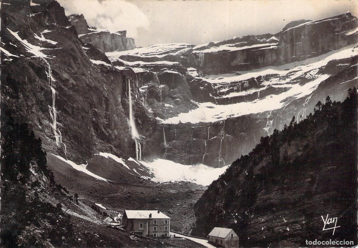 Postales: Postal del Cirque de Gavarnie y la Gran Cascada en los Pirineos Franceses