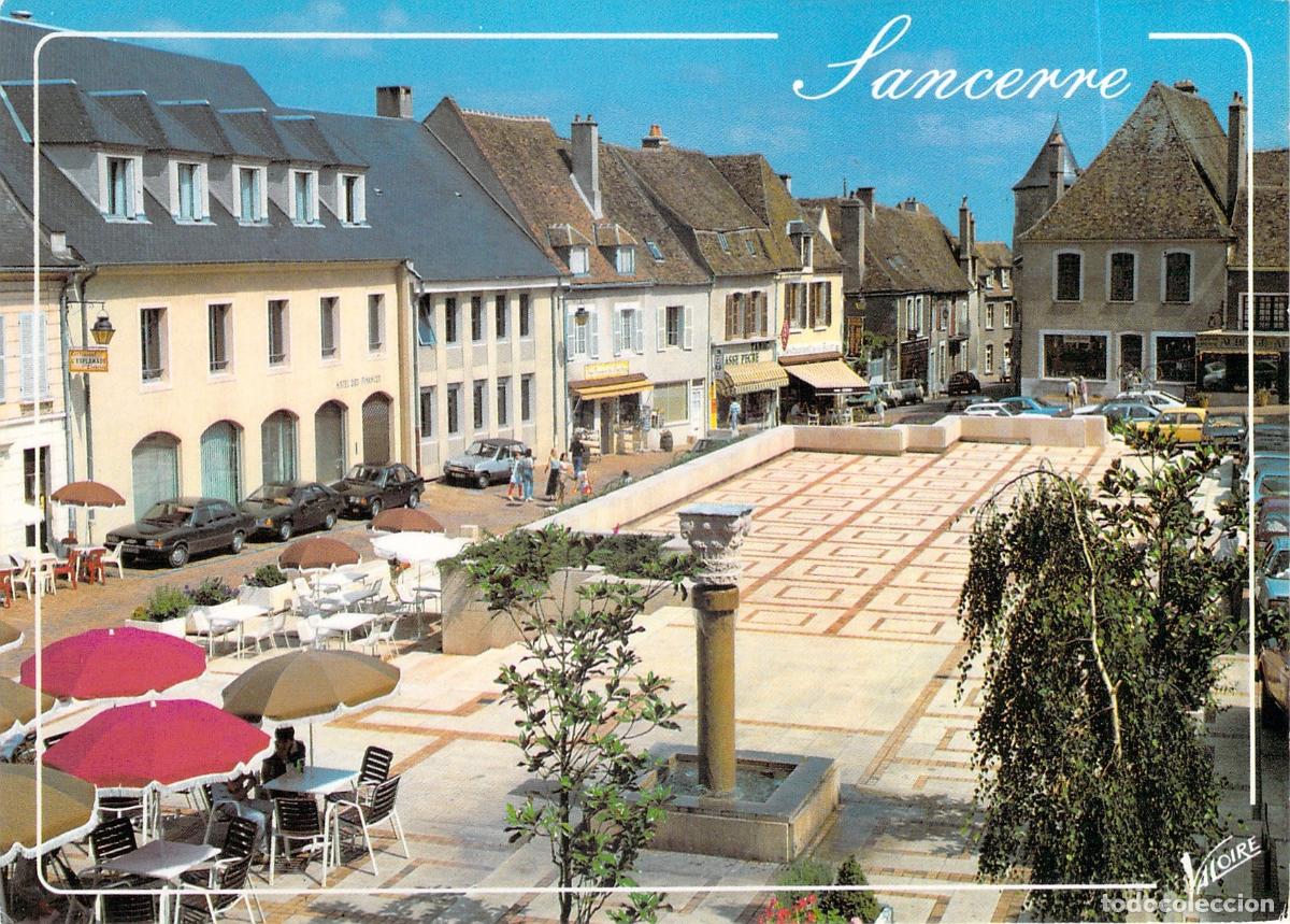Postales: Postal de Sancerre, Place de la Halle en Francia