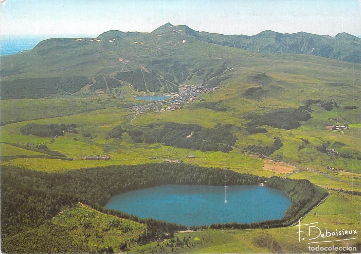 Postales: Postal de Lac Pavin y Super-Besse en Auvergne, Francia