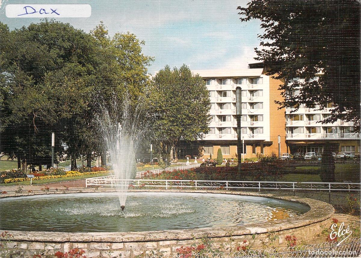 Postales: Postal de los jardines con fuente en Dax, Francia
