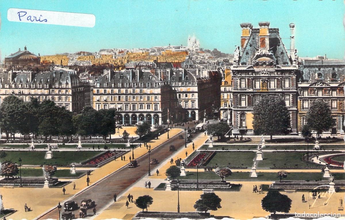 Postales: Postal de Paris: Vista del Palacio del Louvre y Montmartre