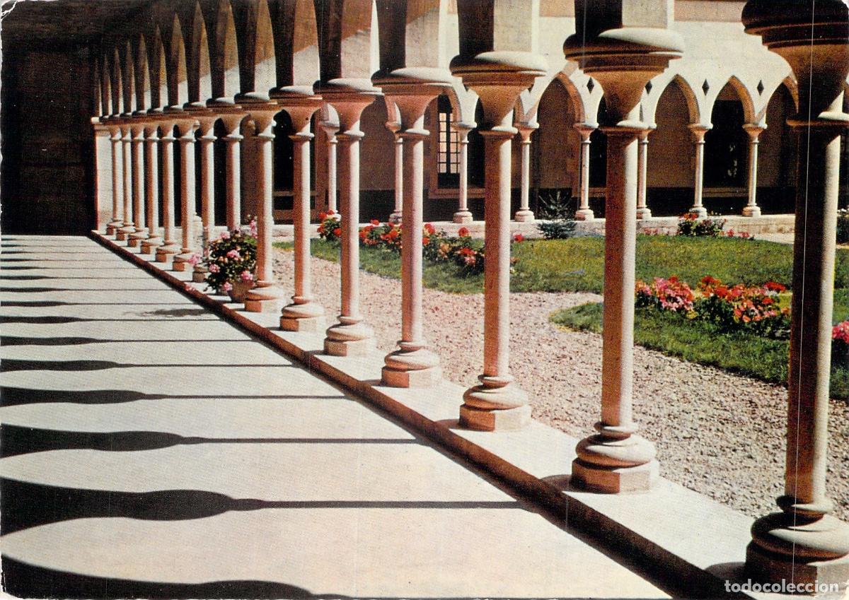Postales: Postal del Claustro de la Maison-M&egrave;re des Filles de la Croix en La Puye