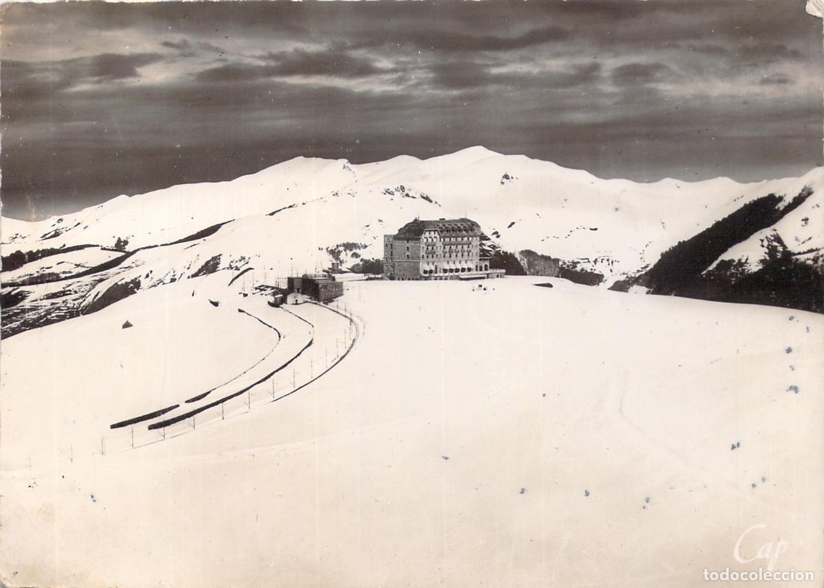 Postais: Postal de Superbagn&egrave;res Paisaje de Monta&ntilde;a con Hotel en Invierno