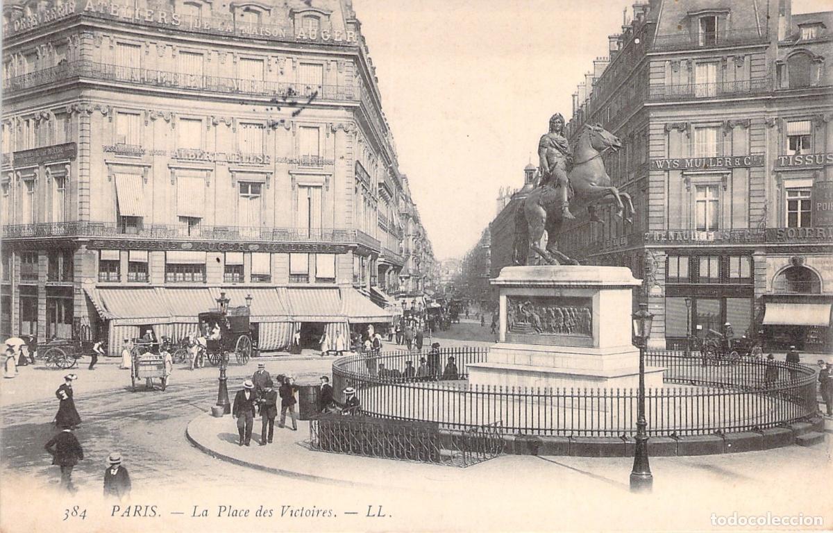 Postales: Postal de la Place des Victoires en Par&iacute;s con Estatua Ecuestre