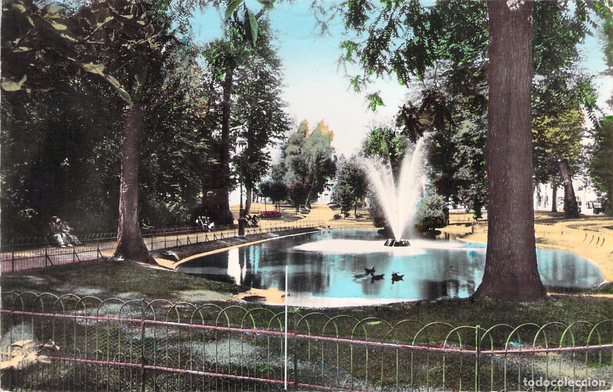 Postales: Postal de los Jardines y el Estanque de los Cisnes en Vichy, Francia