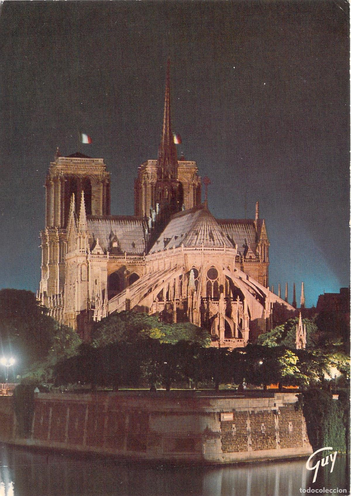 Postales: Postal de la Catedral de Notre-Dame en Par&iacute;s iluminada de noche