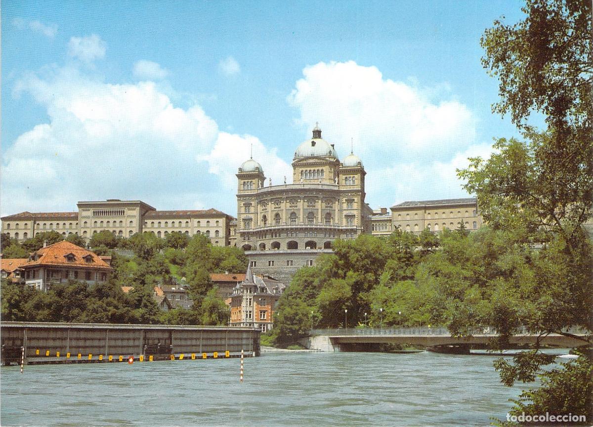 Postales: Postal de Berna con el Palacio Federal de Suiza