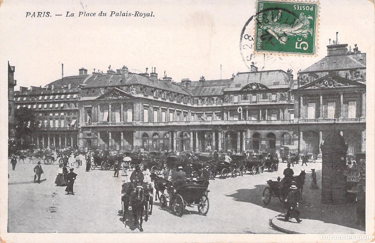 Cartes Postales: Postal de Place du Palais-Royal en Par&iacute;s