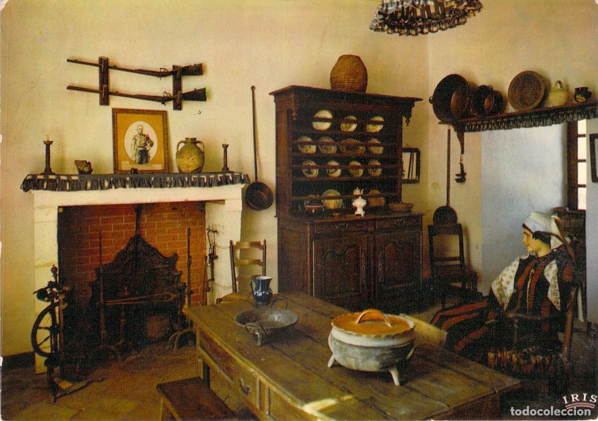 Postales: Postal de interior tradicional en Ch&eacute;irac, Francia