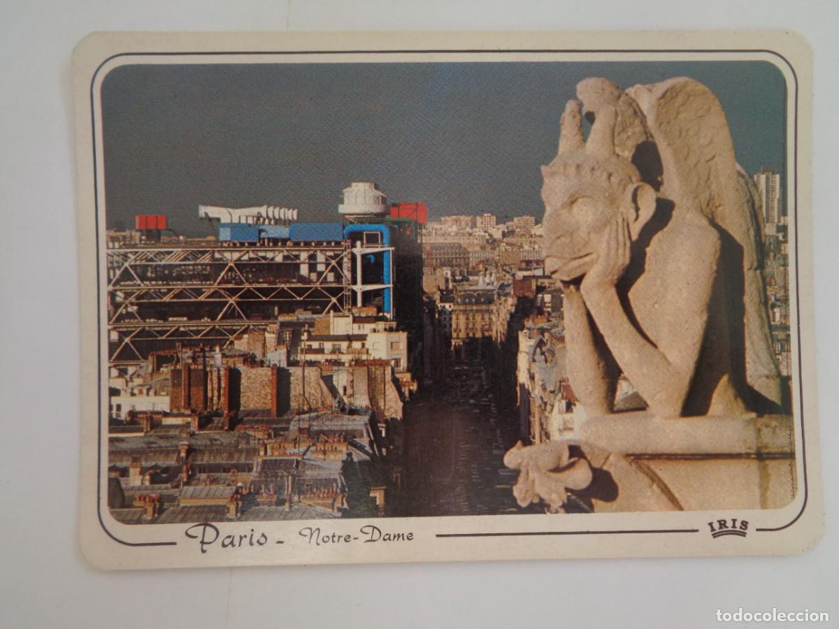 Cartoline: POSTAL DE PARIS ( FRANCIA ): GARGOLA EL PENSADOR DE NOTRE-DAME, AL FONDO EL CENTRO POMPIDOU