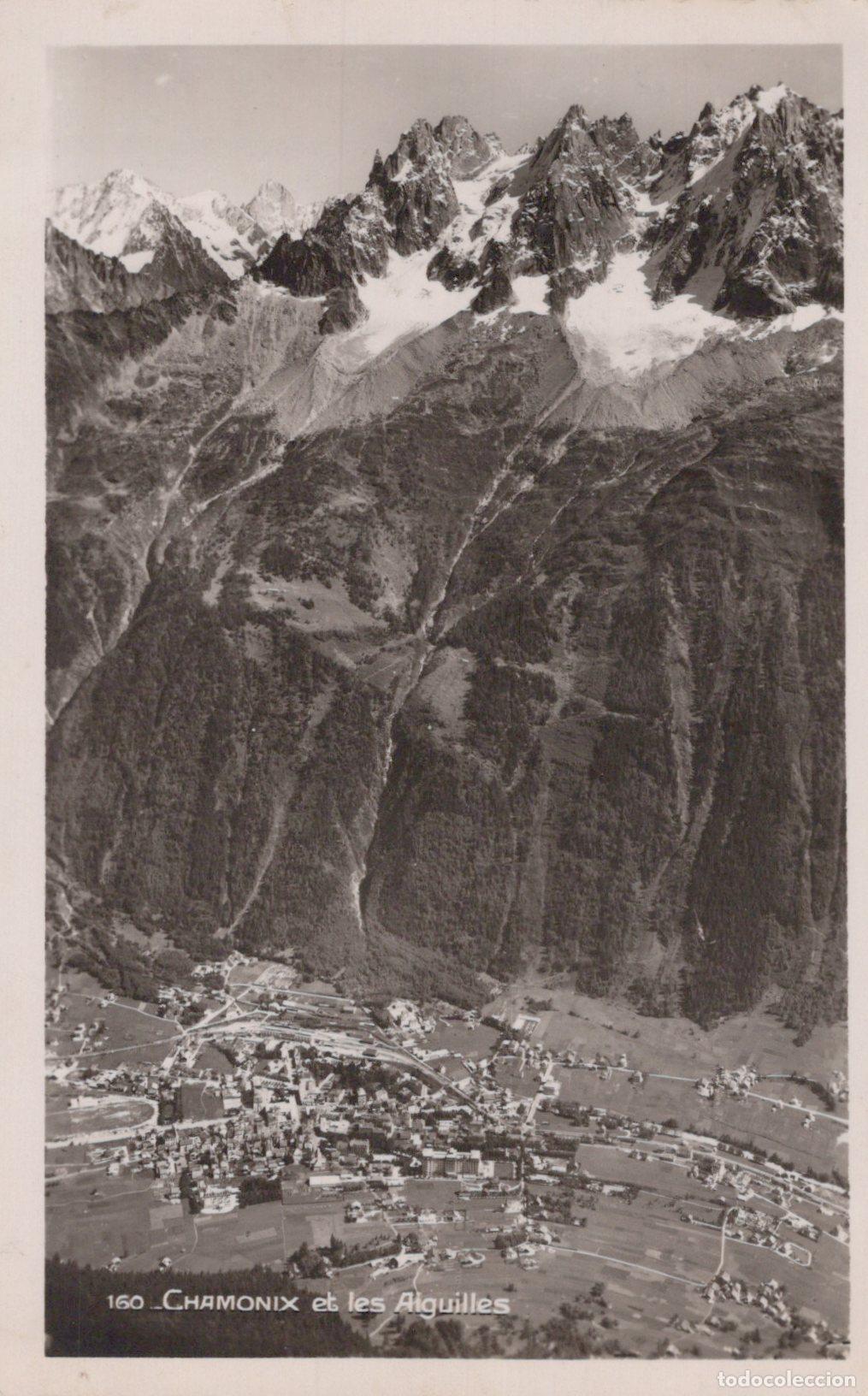 Cartoline: France Chamonix Mont Blanc Chamonix Vue Panoramique Ville et Aiguilles *YAH033