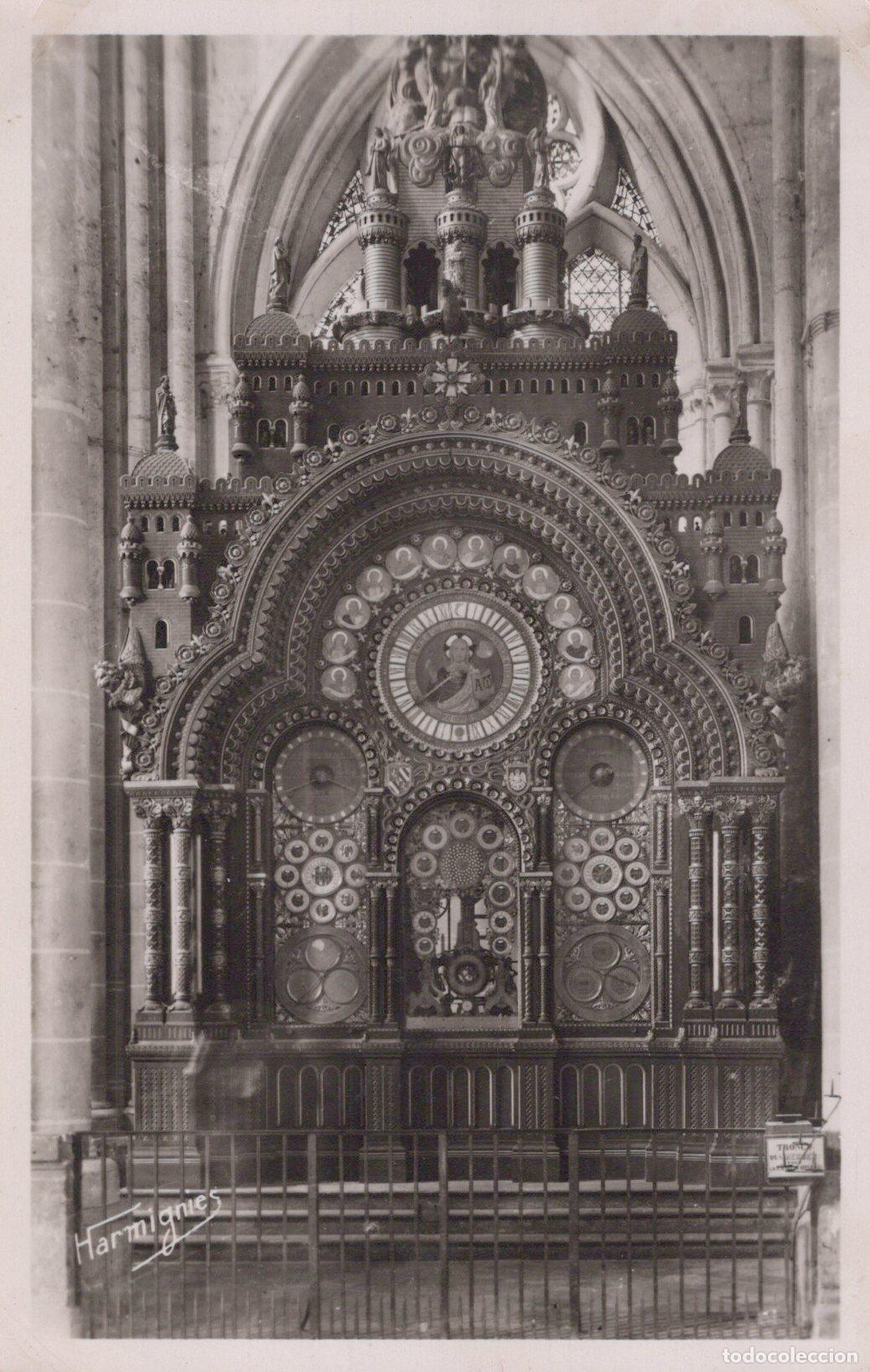 Postcards: France Beauvais Cath&eacute;drale Saint Pierre L Horloge Real Photo Unposted *YAH049