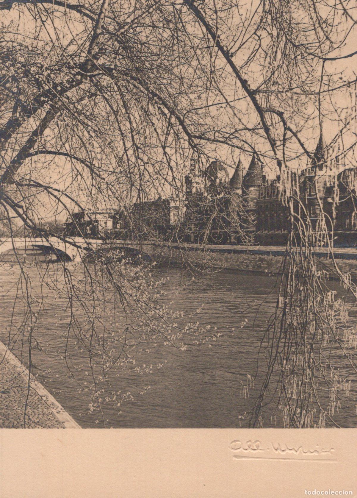 Postcards: France Arc de Triomphe Paris &Icirc;le de les Quais de la Seine au Printemps *YAH078
