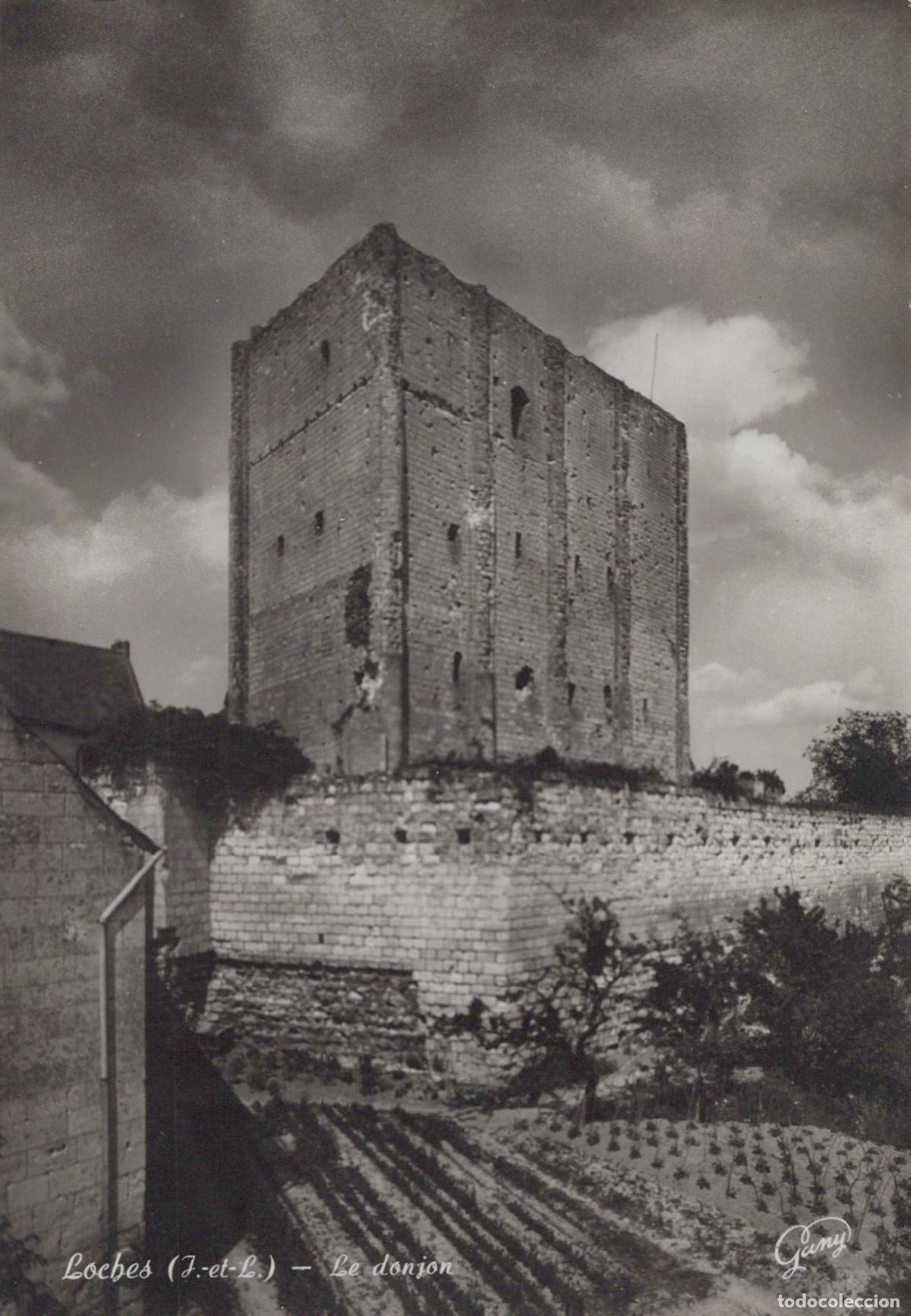 Postcards: France Loches Donjon du Ch&acirc;teau Architecture Unposted *YAH071