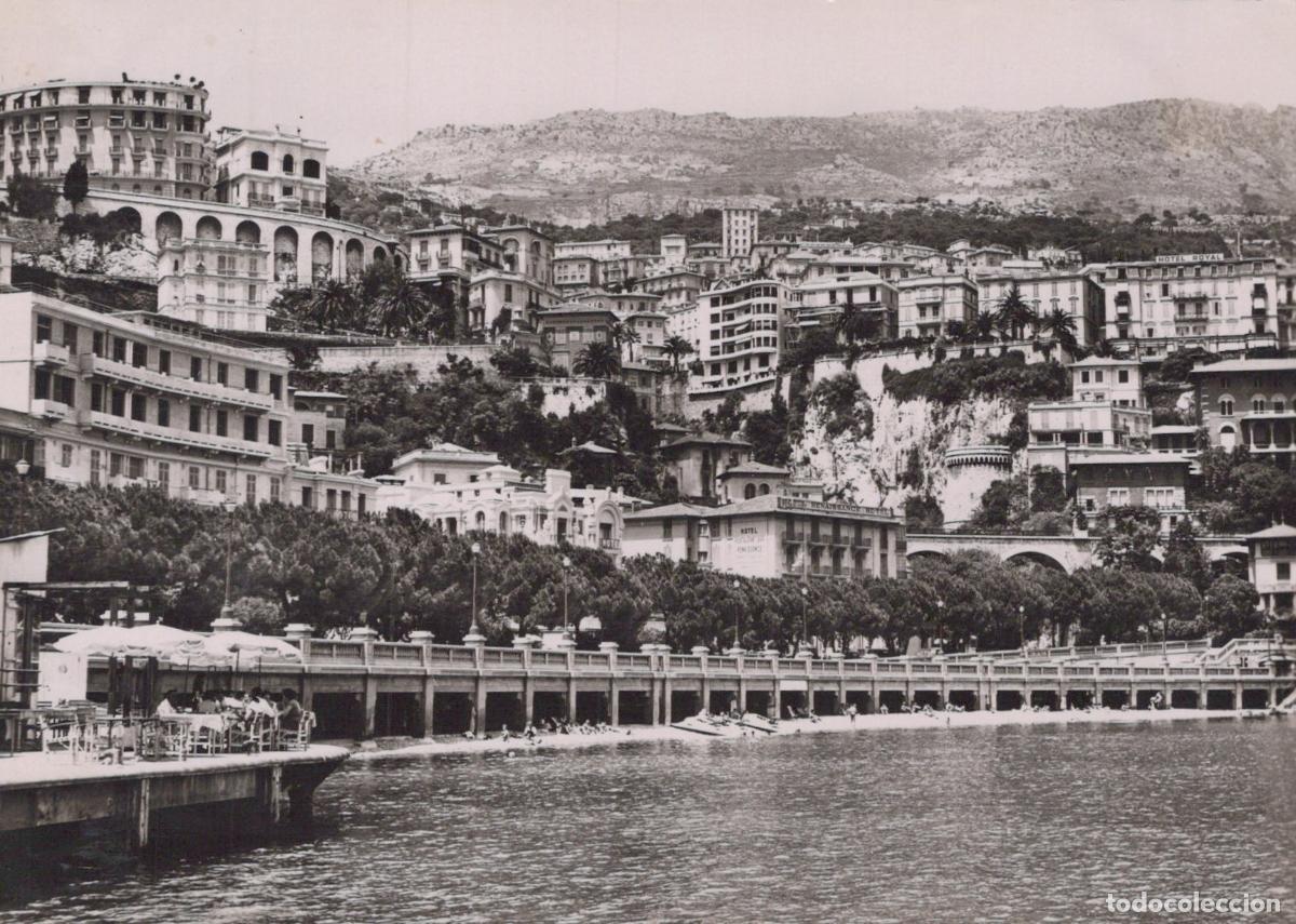 Cartes Postales: Monaco Other Unclassified La Plage du Port et le Real Photo Unposted *YAH171