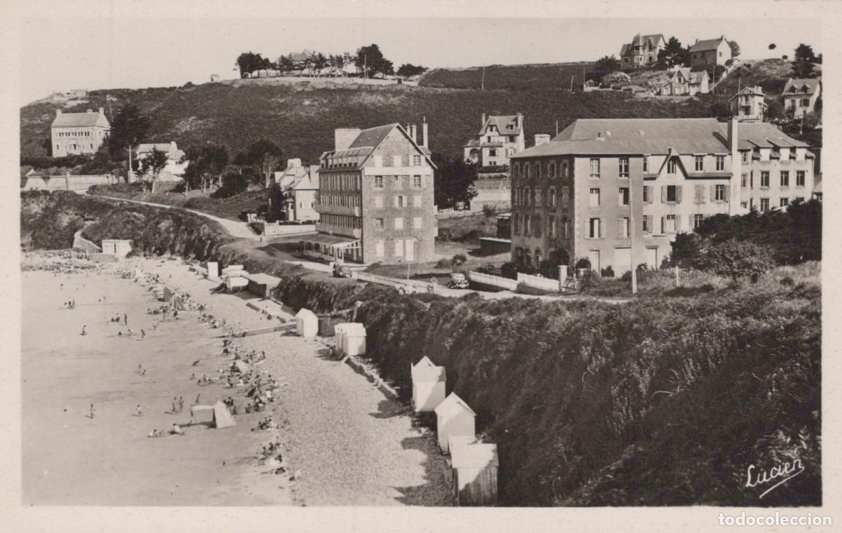 Postcards: France Perros Guirec Plage de Trestrignel Vue C&ocirc;ti&egrave;re Unposted *YAH167
