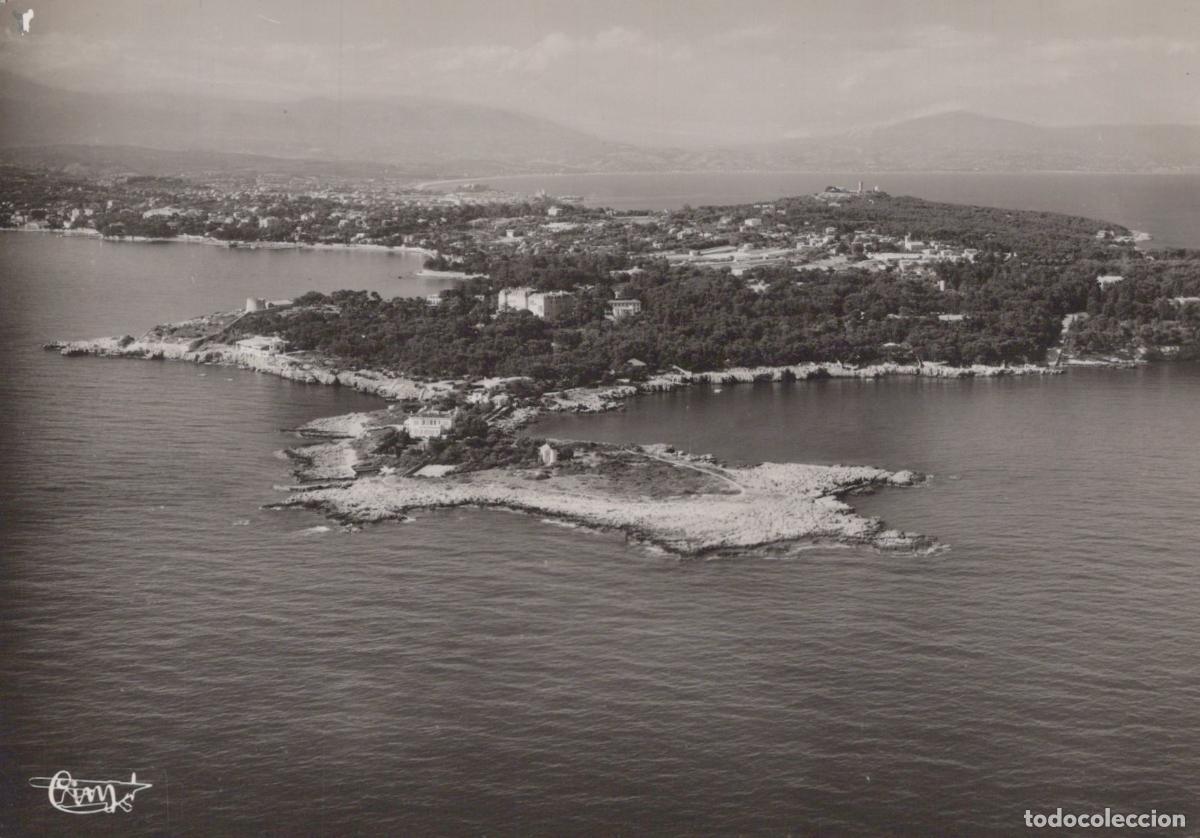 Cartes Postales: France Antibes Vue A&eacute;rienne Cap D et L Illette Real Photo Unposted *YAH238
