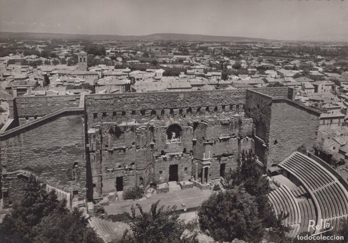 Cartes Postales: France Orange Th&eacute;&acirc;tre Antique et Vue de la Ville Real Photo Unposted *YAH217