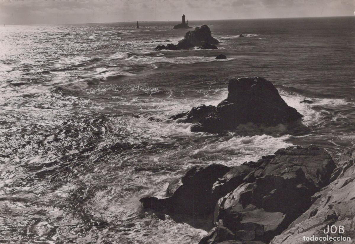 Cartes Postales: France La Pointe du Raz Pointe du Raz Bretagne Phare Real Photo Unposted *YAH256
