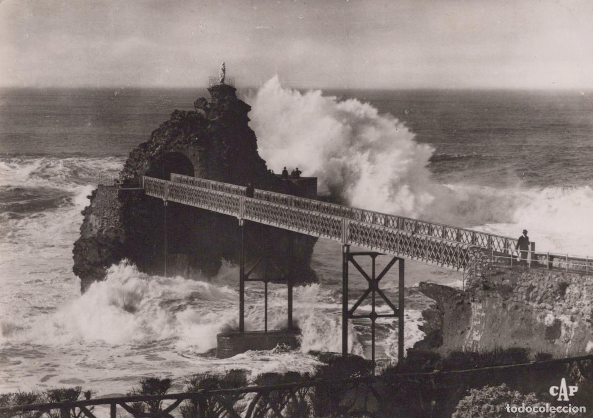 Postais: France Biarritz La Temp&ecirc;te au Rocher de la Vierge Unposted *YAH343