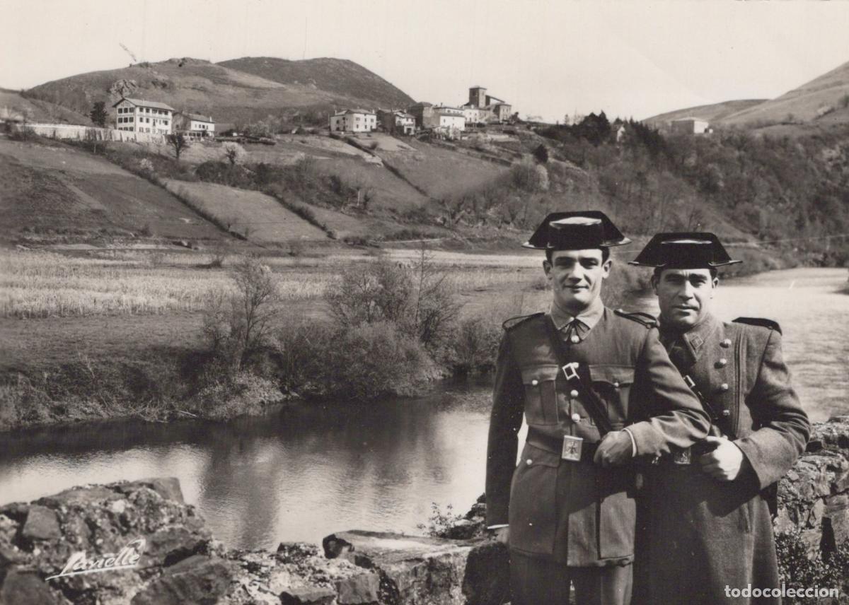 Cartoline: France Biriatou Pays Basque Carabiniers Espagnols Bidassoa Real Photo *YAH345