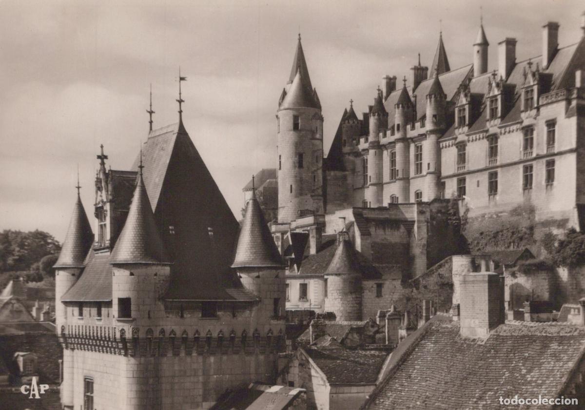Postais: France Loches Ch&acirc;teau Royal de Architecture Unposted *YAH348