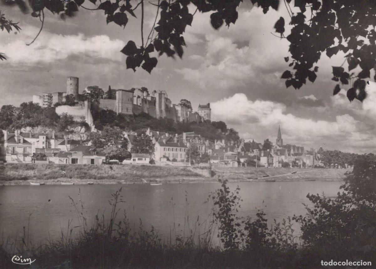 Postkarten: France Chinon Le Ch&acirc;teau et la Ville Real Photo Unposted *YAH350