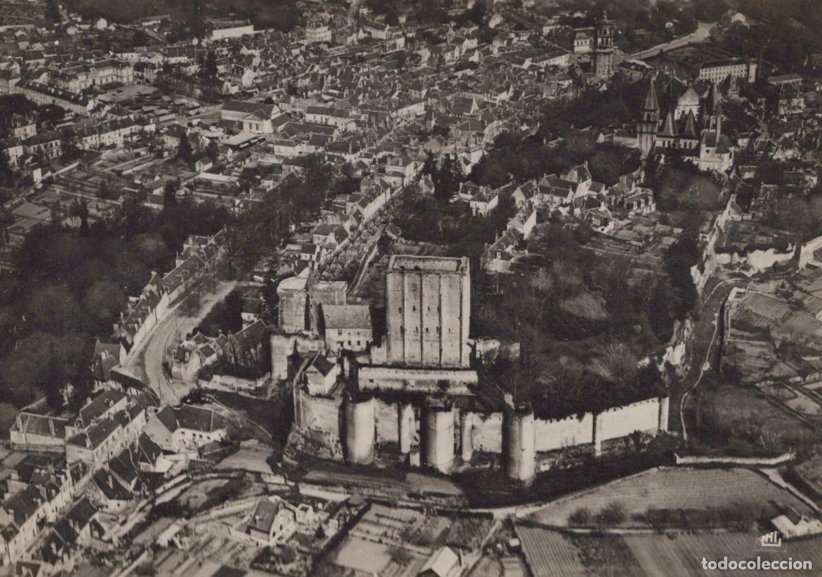 Cartoline: France Loches Ch&acirc;teau et Ville Vue A&eacute;rienne Unposted *YAH353