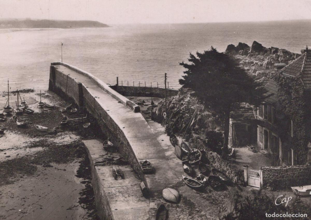 Cartes Postales: France Pl&eacute;neuf Val Andr&eacute; Bretagne la Jet&eacute;e Port Bateaux Unposted *YAH276