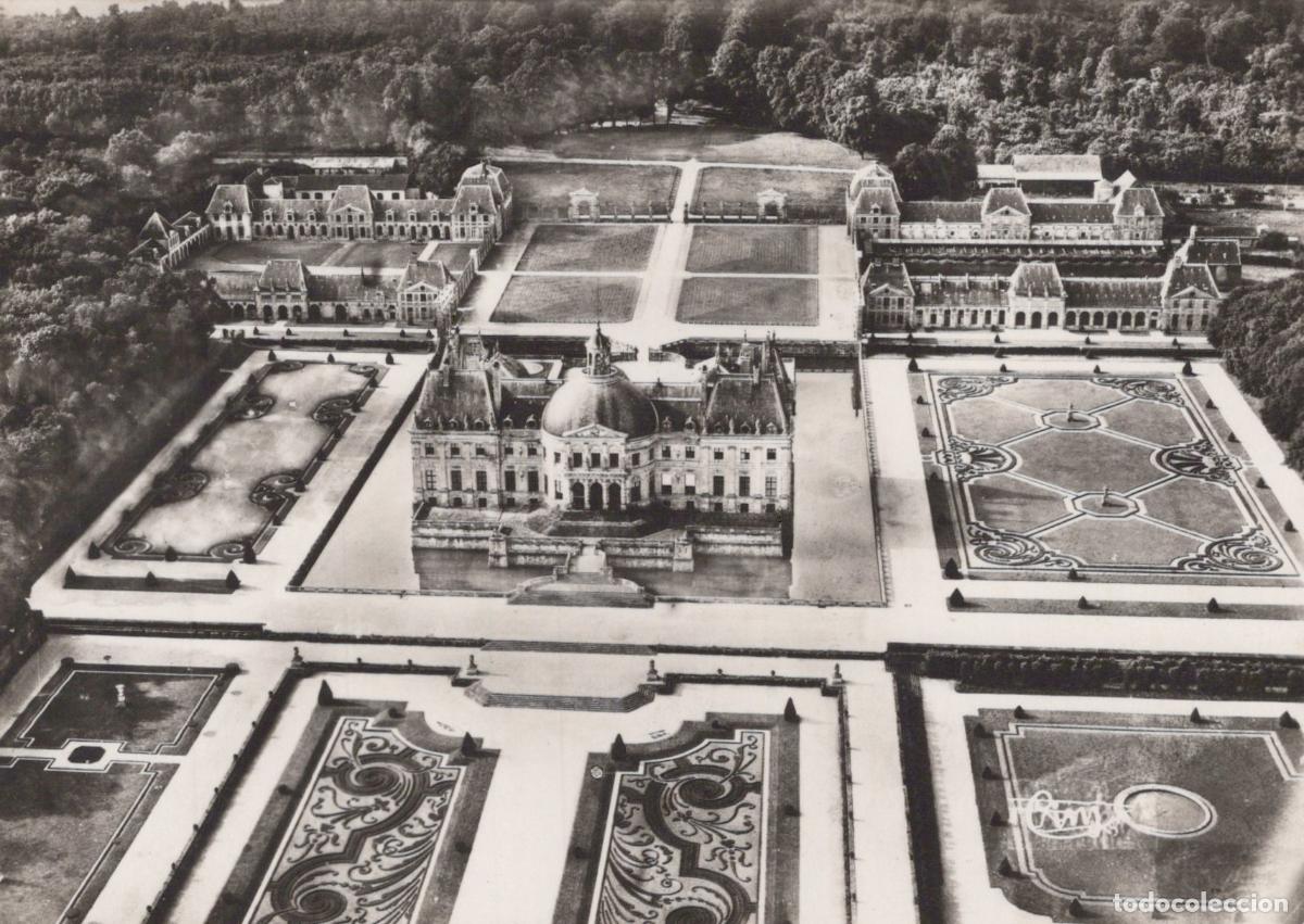Cartes Postales: France Chartres Vaux le Vicomte &Icirc;le de Ch&acirc;teau et Jardins Vue A&eacute;rienne *YAH360