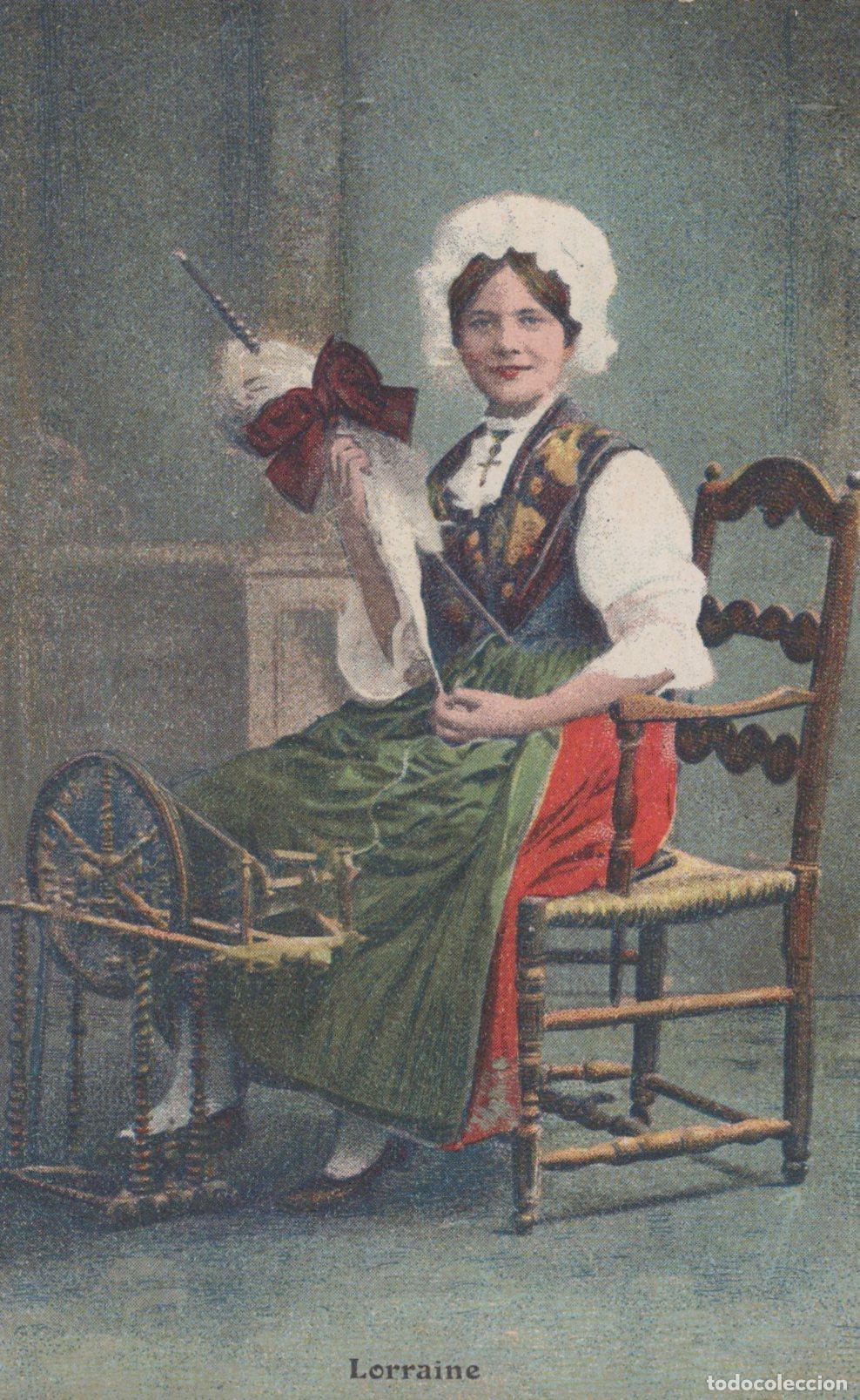 Cartes Postales: France Metz Femme en Costume Traditionnel Rouet Unposted *YAH373
