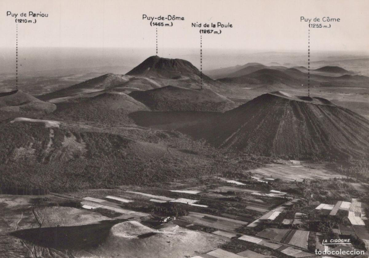 Postcards: France Other Unclassified Puy de D&ocirc;me Cha&icirc;ne des Real Photo Unposted *YAH306