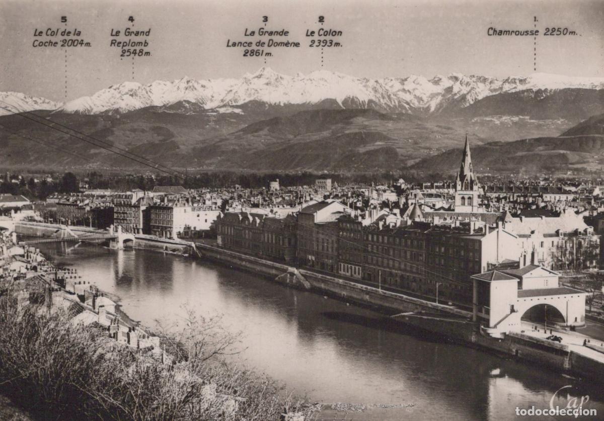 Postkarten: France Grenoble Vue Panoramique Ville et Alpes Unposted *YAH307
