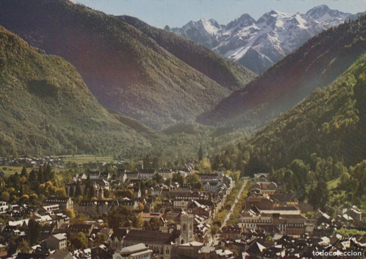 Cartes Postales: France Luchon Vue G&eacute;n&eacute;rale de la Ville et Montagnes Post&eacute;e *YAH700