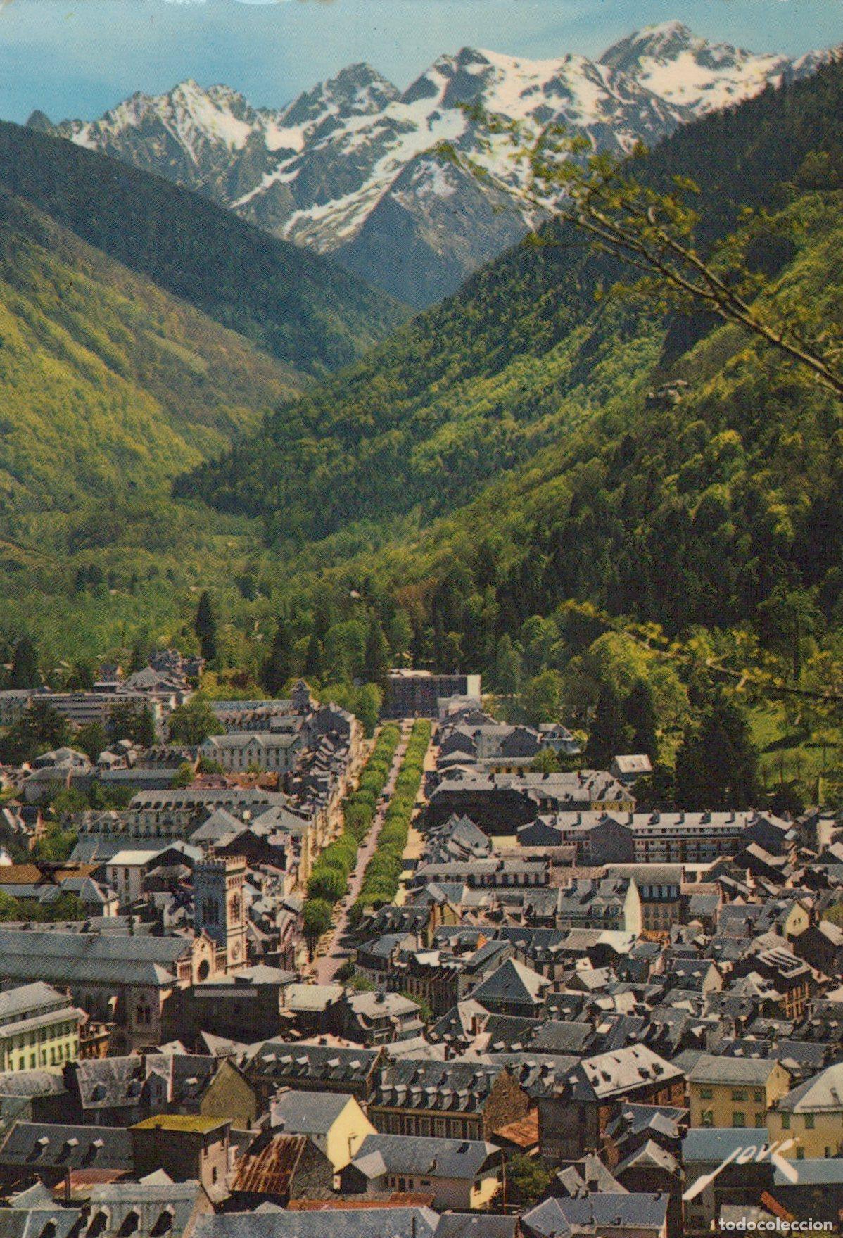 Cartes Postales: France Luchon Vue G&eacute;n&eacute;rale de la Ville et des Montagnes *YAH481