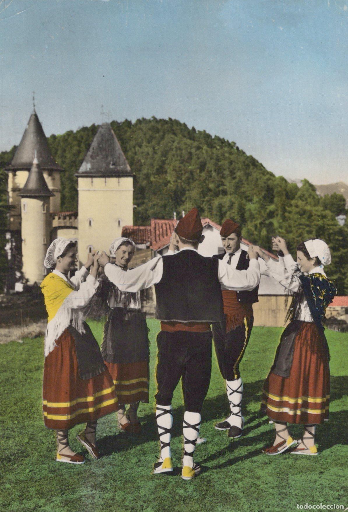 Cartes Postales: France Collioure Danse Catalane Sardane Costumes Post&eacute;e *YAH482