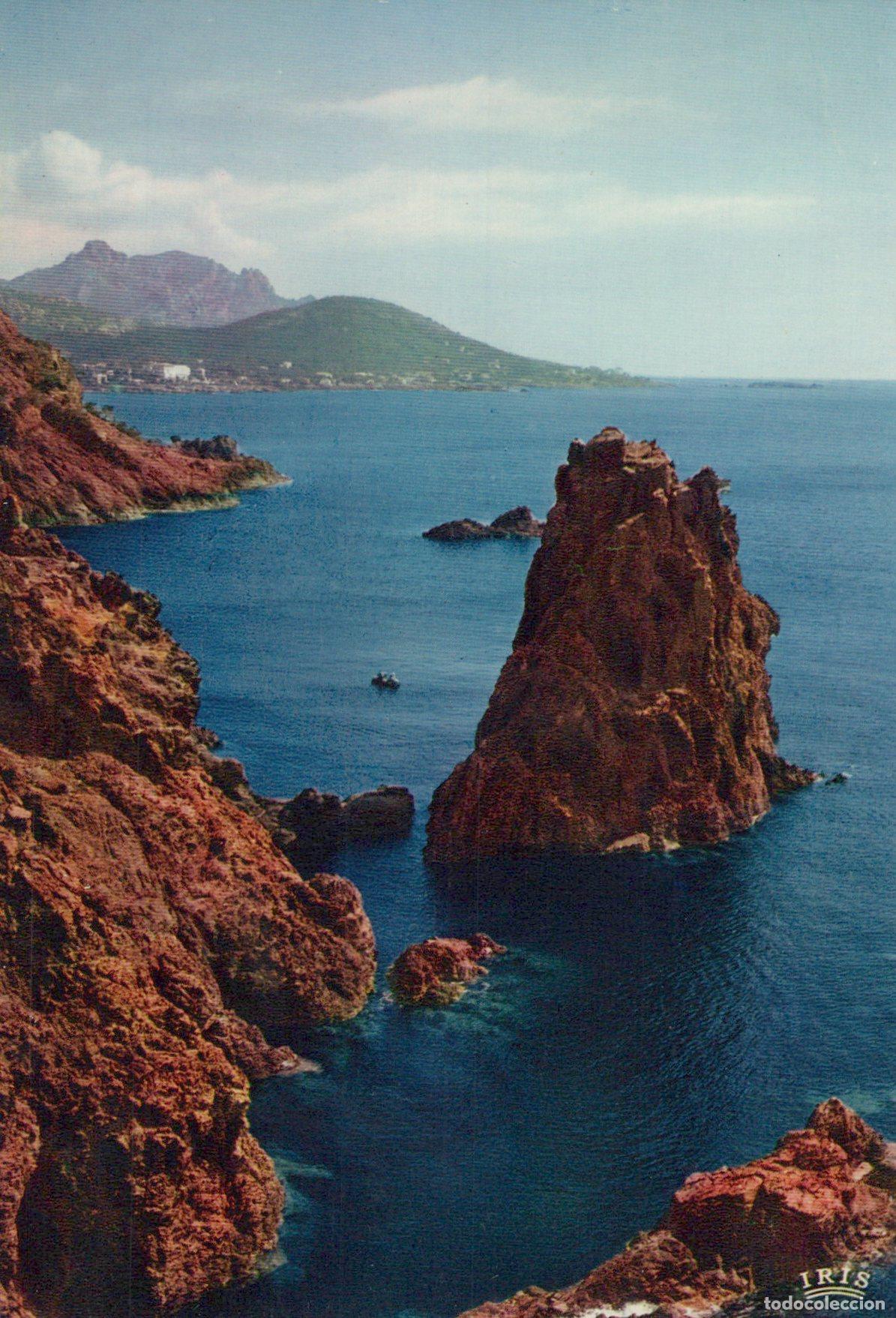 Cartes Postales: France Other Unclassified Dramont les Rochers du Unposted *YAH517