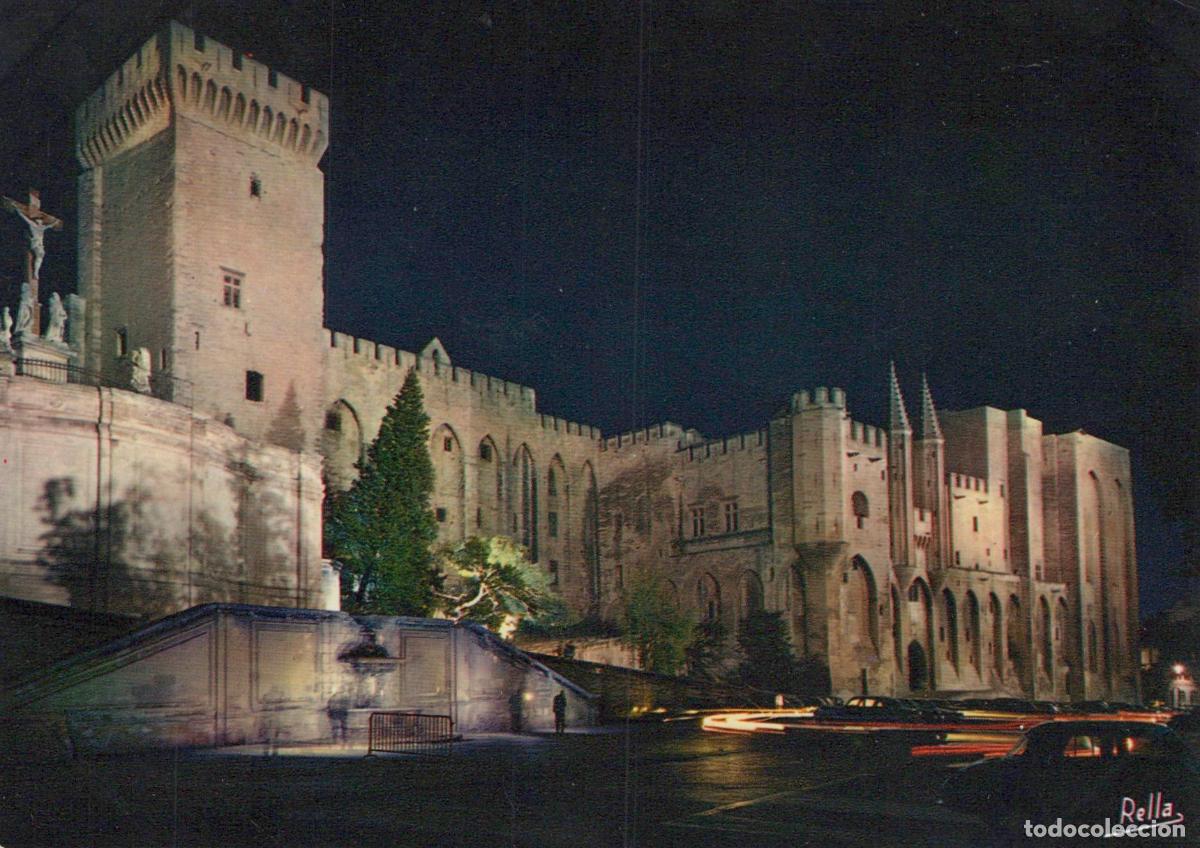 Postkarten: France Avignon Palais des Papes Tour de la Campane la Nuit *YAH765