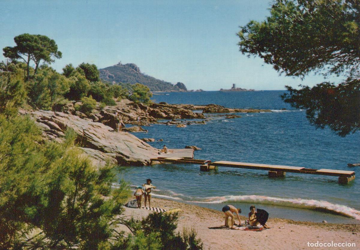 Postcards: France Other Unclassified Boulouris Var Plage Calanques Dramont Unposted *YAH795