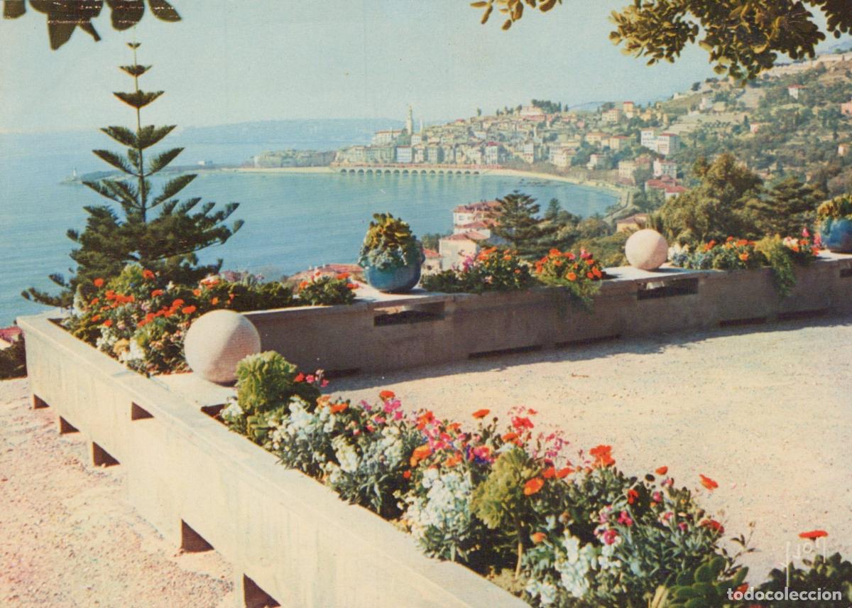 Postais: France Menton Le Port et la Vieille Ville Paysage Unposted *YAH840