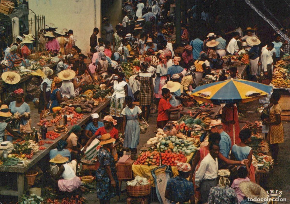 Cartoline: Guadeloupe Pointe A Pitre March&eacute; Saint Antoine Sc&egrave;ne Anim&eacute;e *YAH611