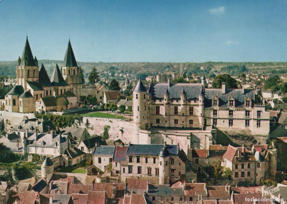 Cartoline: France Loches Saint Ours Church and Royal Castle Aerial View *YAK027