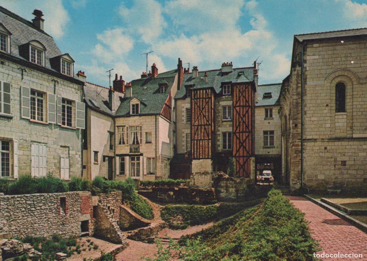Postais: France Tours Vieux Jardin Place Plumereau *YAK035