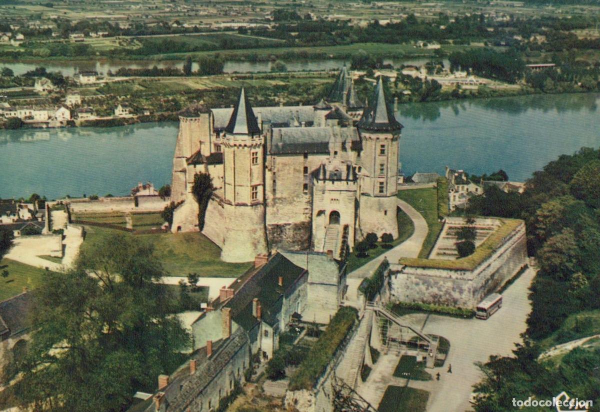 Cartoline: France Saumur Ch&acirc;teau Vue A&eacute;rienne sur la Loire *YAK062