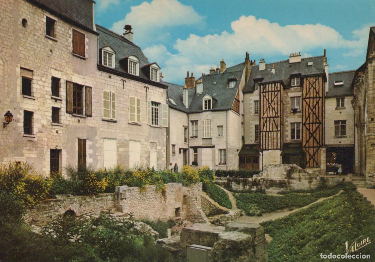Cartoline: France Tours Vieille Ville Jardin Saint Pierre *YAK036