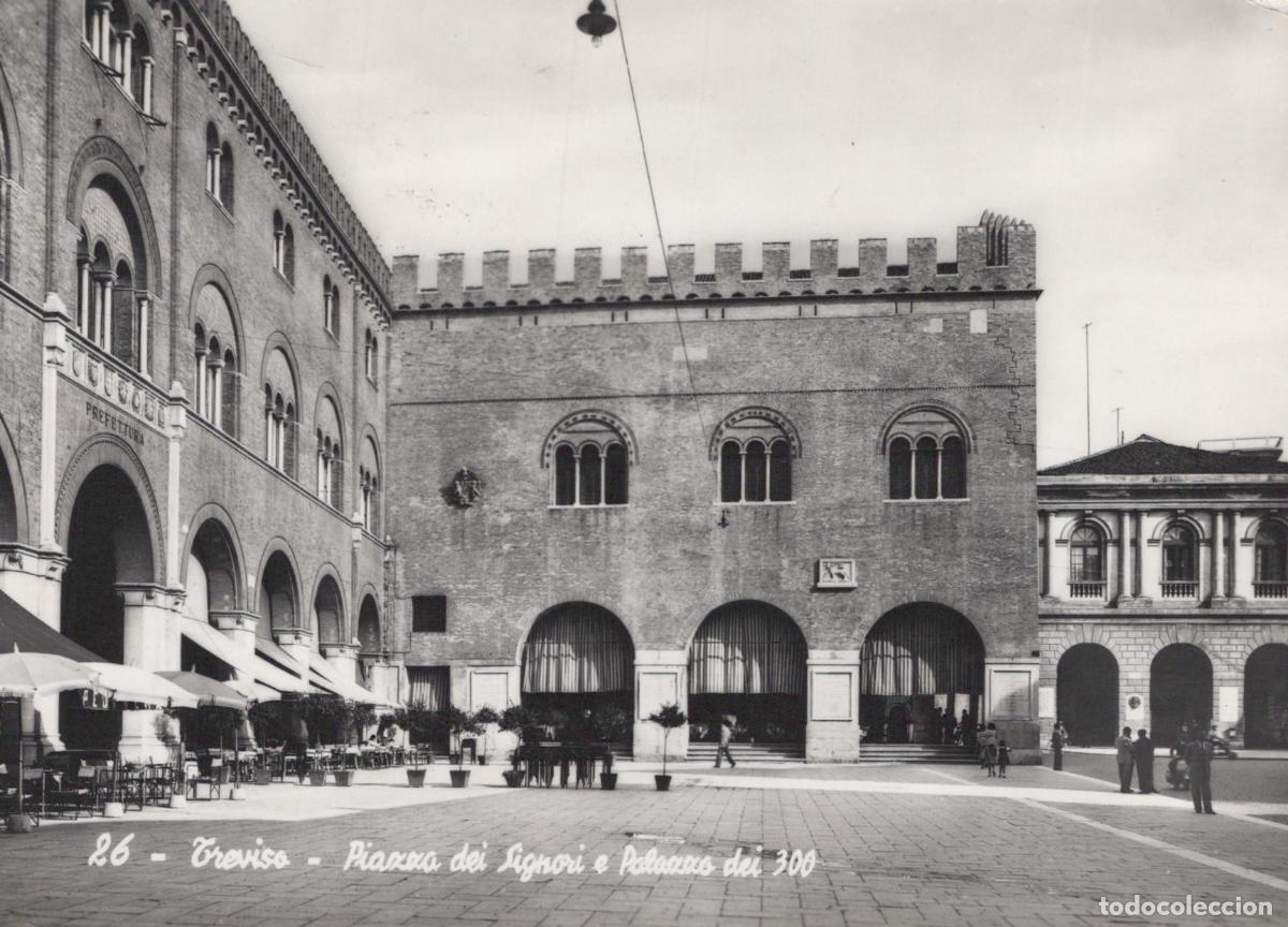 Cartoline: Italy Treviso Piazza Dei Signori Palazzo Dei 300 Real Photo *YAK163