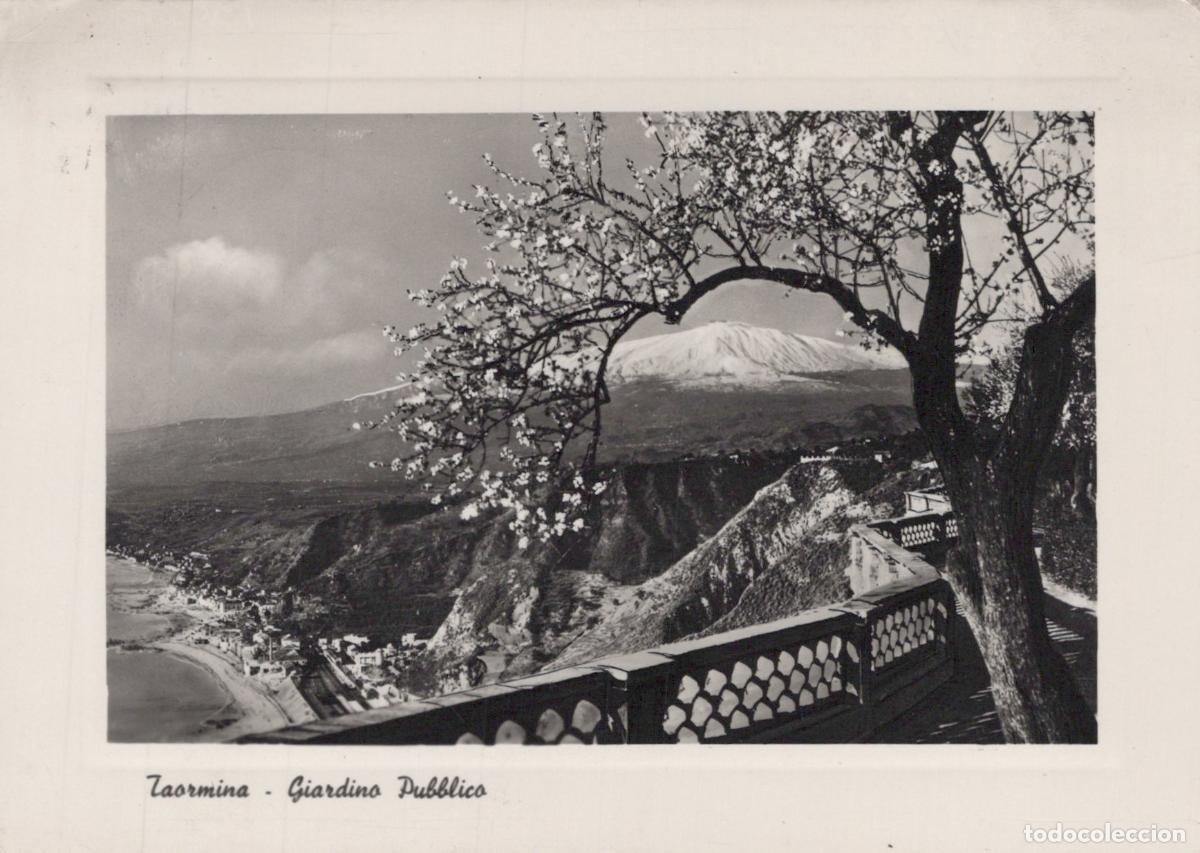 Cartes Postales: Italy Taormina Giardino Pubblico Con Etna Landscape Posted *YAK165