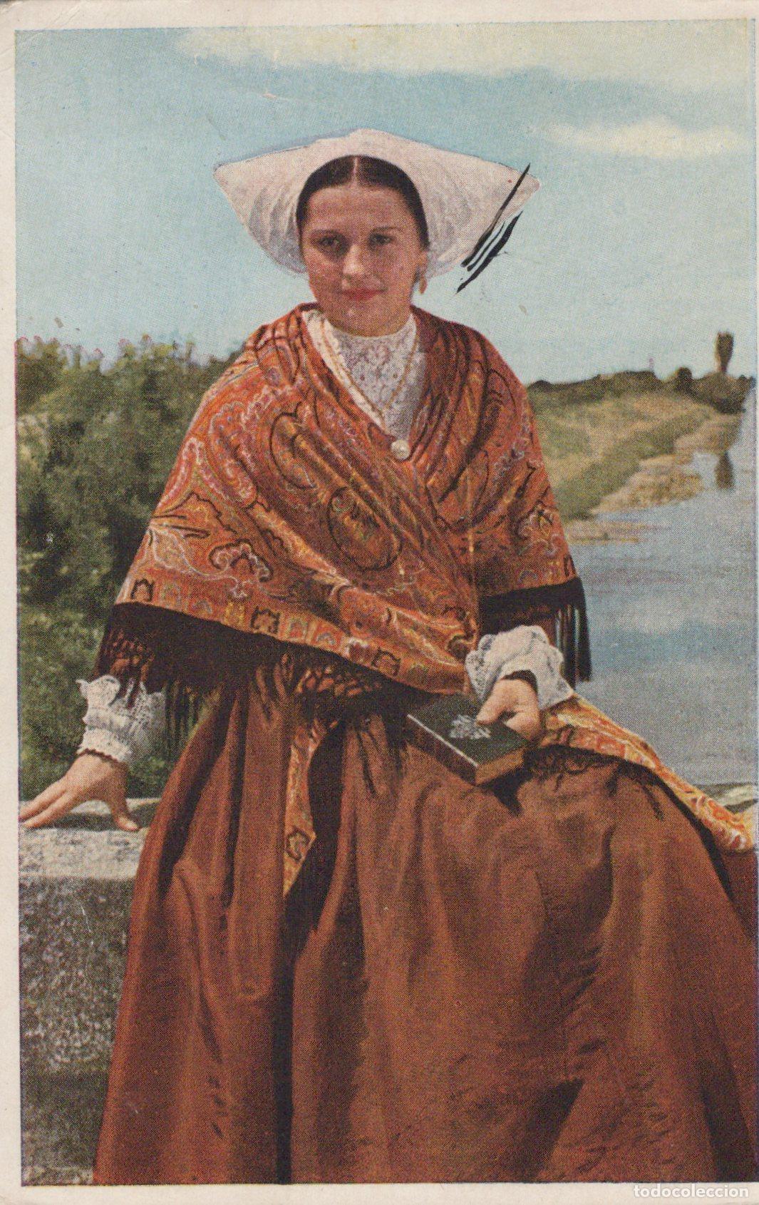 Postales: France Marans Costume Traditionnel la Marandaise Unposted *YAK194