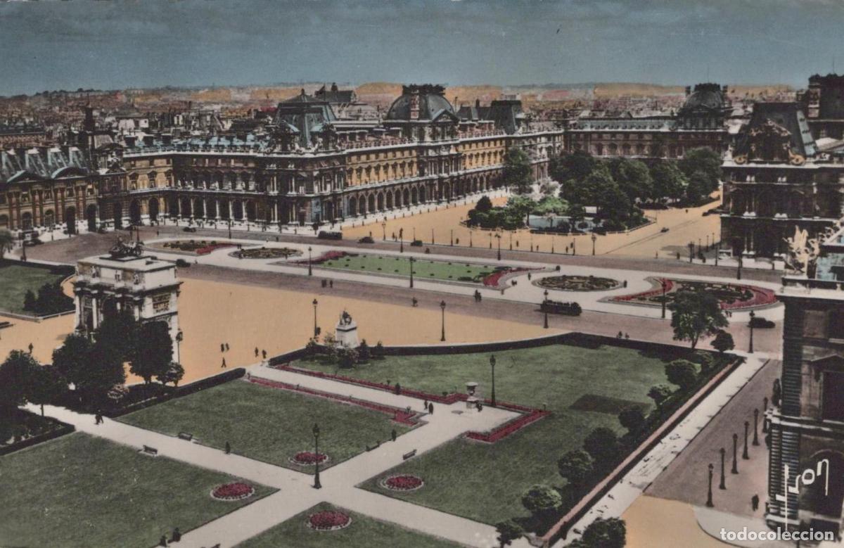 Postcards: France Paris Ile Place du Carrousel Architecture Unposted *YAK278