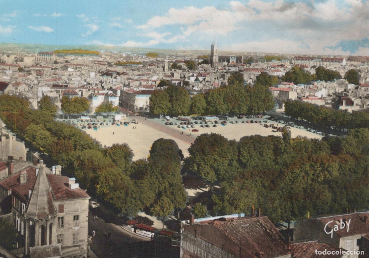 Cartoline: France Niort Place la Breche View General Landscape Urbain *YAK400